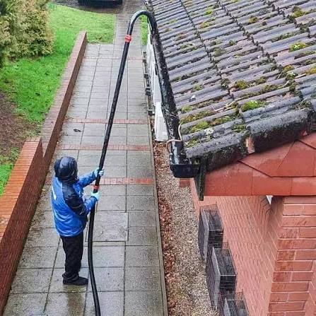 Gutter Cleaning photo 5
