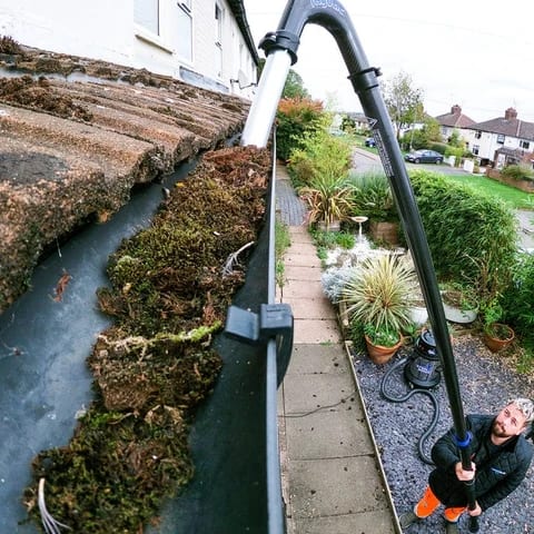 Gutter Cleaning photo 2